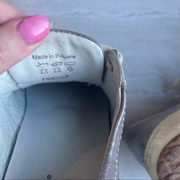 Josef Seibel Metallic Silver Lace Up Sneaker 37 - Picture 8 of 10